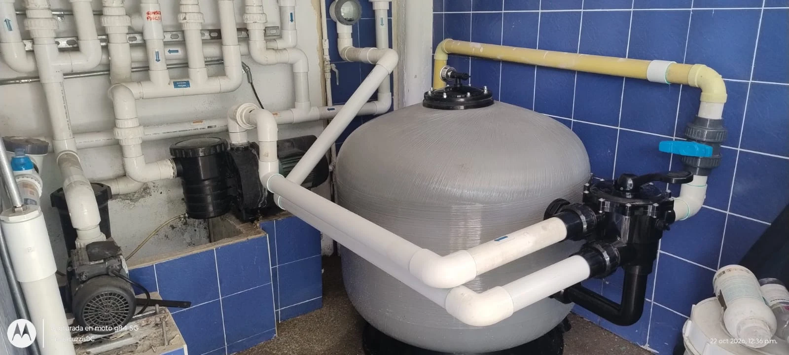 Instalación de cuarto de máquinas compartida por PISCIJACUZZIS DC